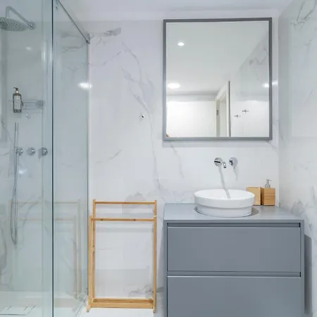 Old Town 1br Duplex By Lovelystay