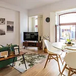Old Town 1br Duplex By Lovelystay * Πόρτο