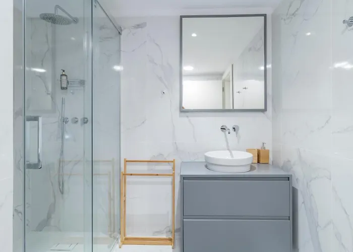 Old Town 1br Duplex By Lovelystay