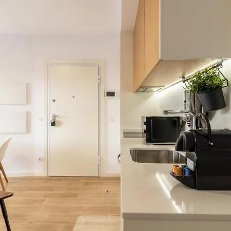 Old Town 1br Duplex By Lovelystay Lägenhet