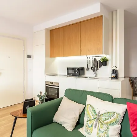 Old Town 1br Duplex By Lovelystay Lägenhet