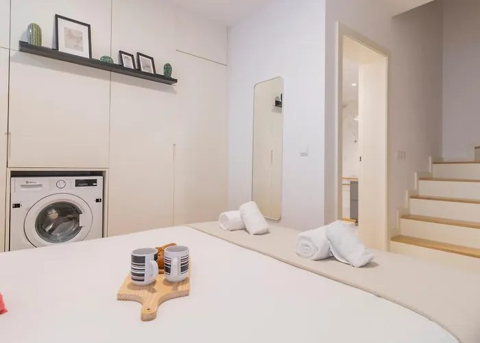 Old Town 1br Duplex By Lovelystay Lägenhet Oporto