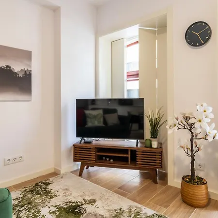 Old Town 1br Duplex By Lovelystay *